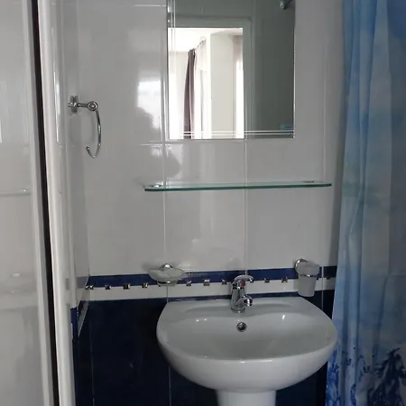 Vlasta Guest house 2*